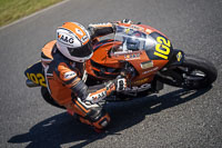 enduro-digital-images;event-digital-images;eventdigitalimages;mallory-park;mallory-park-photographs;mallory-park-trackday;mallory-park-trackday-photographs;no-limits-trackdays;peter-wileman-photography;racing-digital-images;trackday-digital-images;trackday-photos